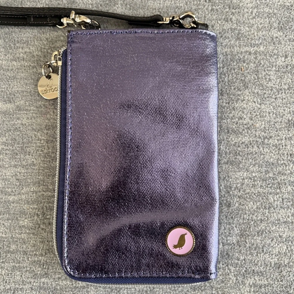 Sakroots Ella Smartphone Sling Crossbody Wallet Removable Strap Purple‎ Elephant